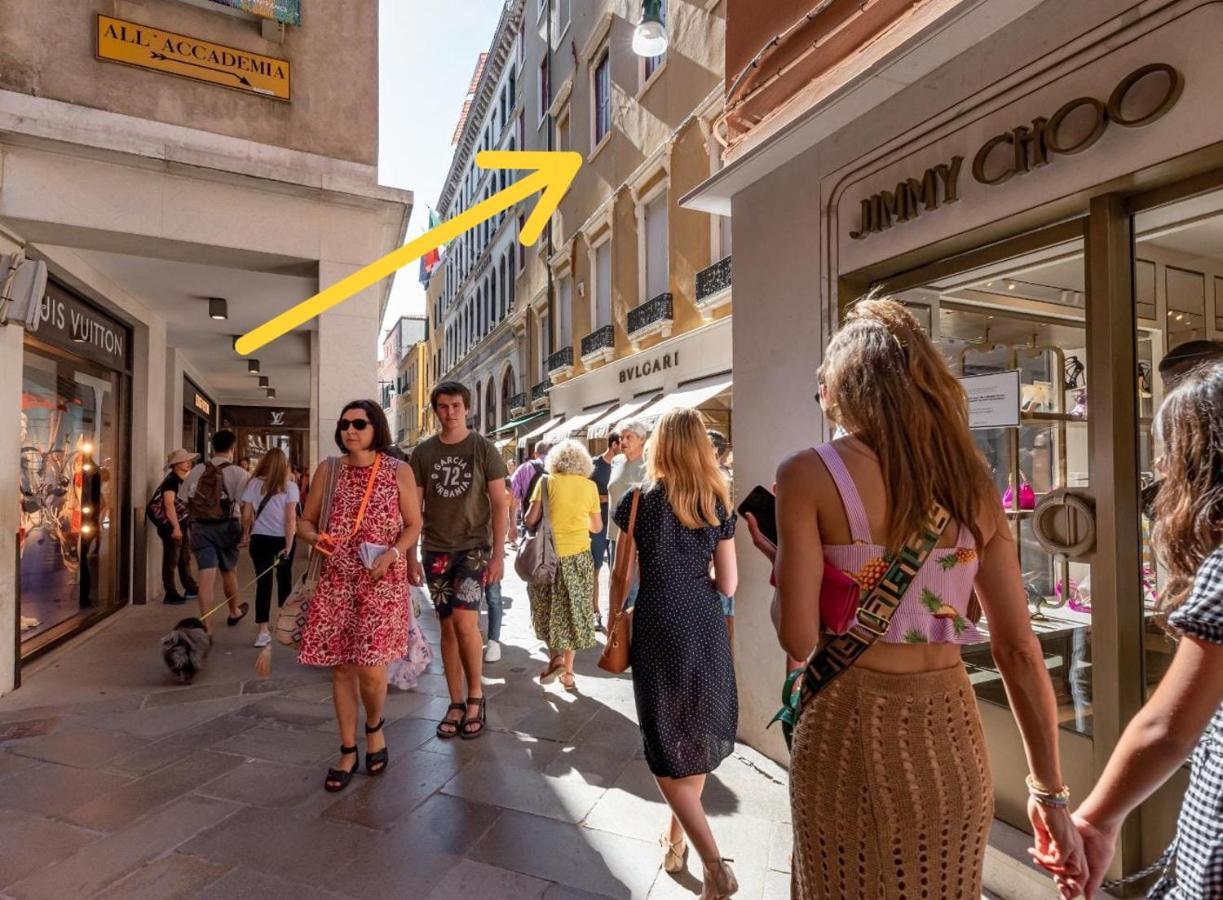 Venezia-San Marco View On Luxury Shopping Street Apartment ภายนอก รูปภาพ